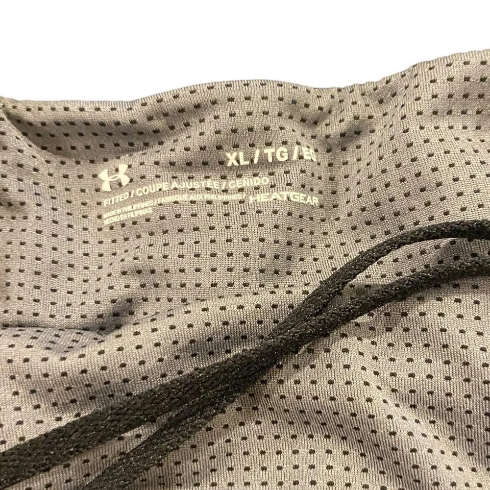 Under Armour pockets waist